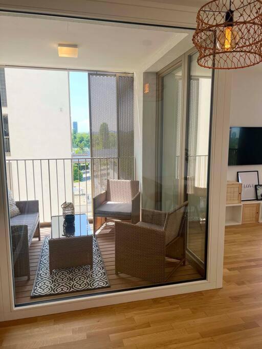 וינה Donaublick Oasis: Stylische Wohnung מראה חיצוני תמונה